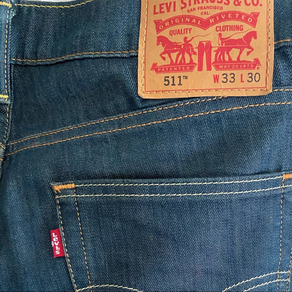 Levi Denim 33W 30L